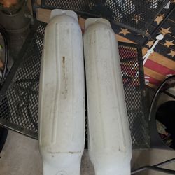 Pair of boat  Booing floats