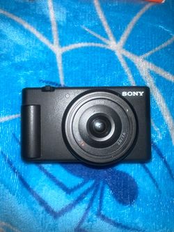 Sony ZV- 1f
