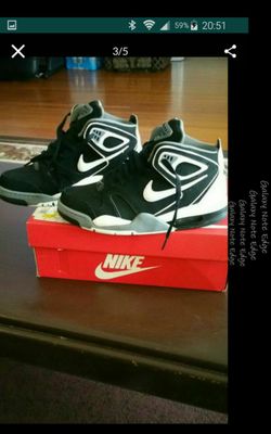 Tenis de hombre nuevos size 7