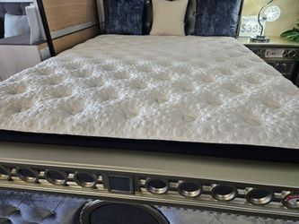 BRAND NEW 14" THICK GEL/POCKET COILS PLISH PILLOWTOP QUEEN MATTRESS (MADE IN JAPAN, ROLLED IN BOX)