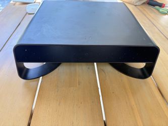Twelve South Curve Riser Monitor Stand Black