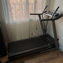 Pro-Form Crosswalk 415 Treadmill