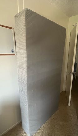FREE – Twin bed platform