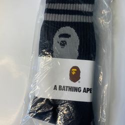 gray ape head long socks