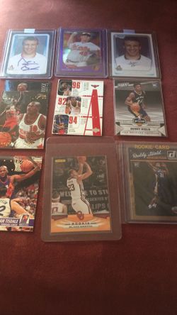 Nice lot of rookie basketball and baseball cards!!