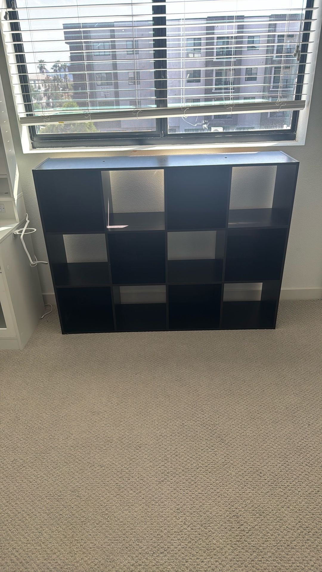 White Cube Book Shelf