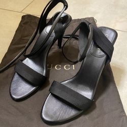 Authentic Gucci ankle Tie heels 