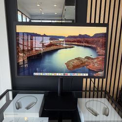 LG UltraFine 5K 27MD5KL-B 27" Display Monitor Mac mini iMac iPad MacBook Pro Air