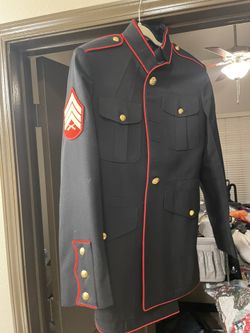 USMC Dress Blue coat ( size 40L)