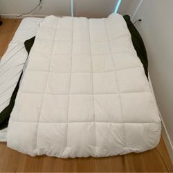 Queen Mattress Pad Topper - NEW