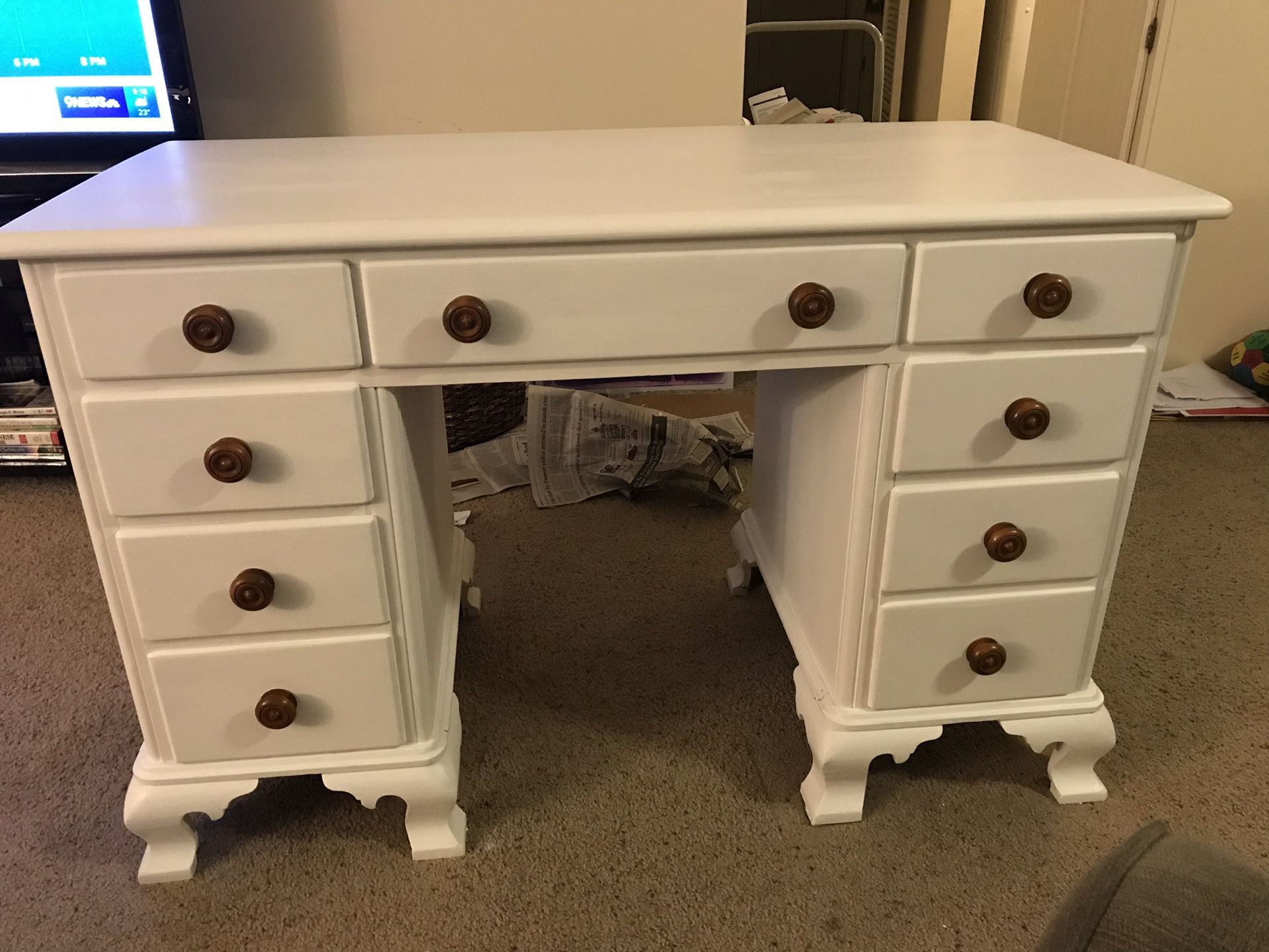 White painted desk/dresser
