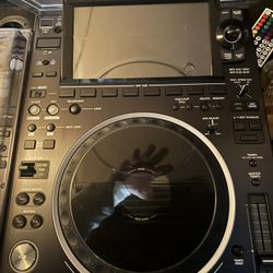 DJ Music Equipment 