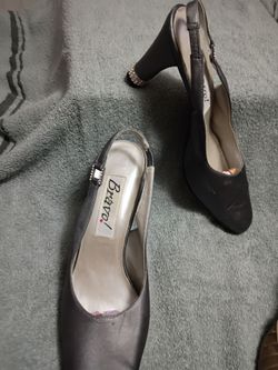 Ladies shoes