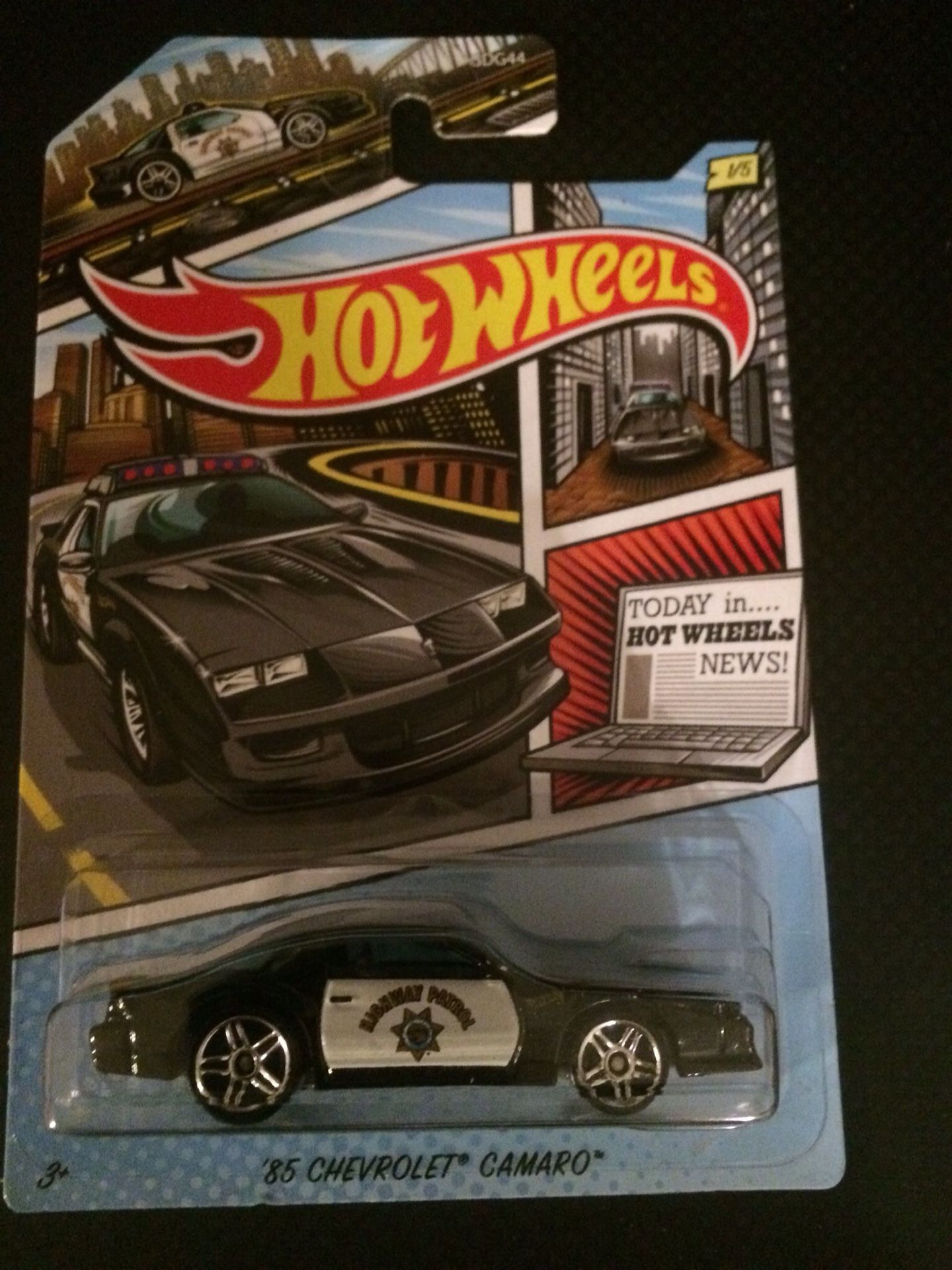 Hot Wheels 2020 Police Car Series 1985 Camaro Highway Patrol.