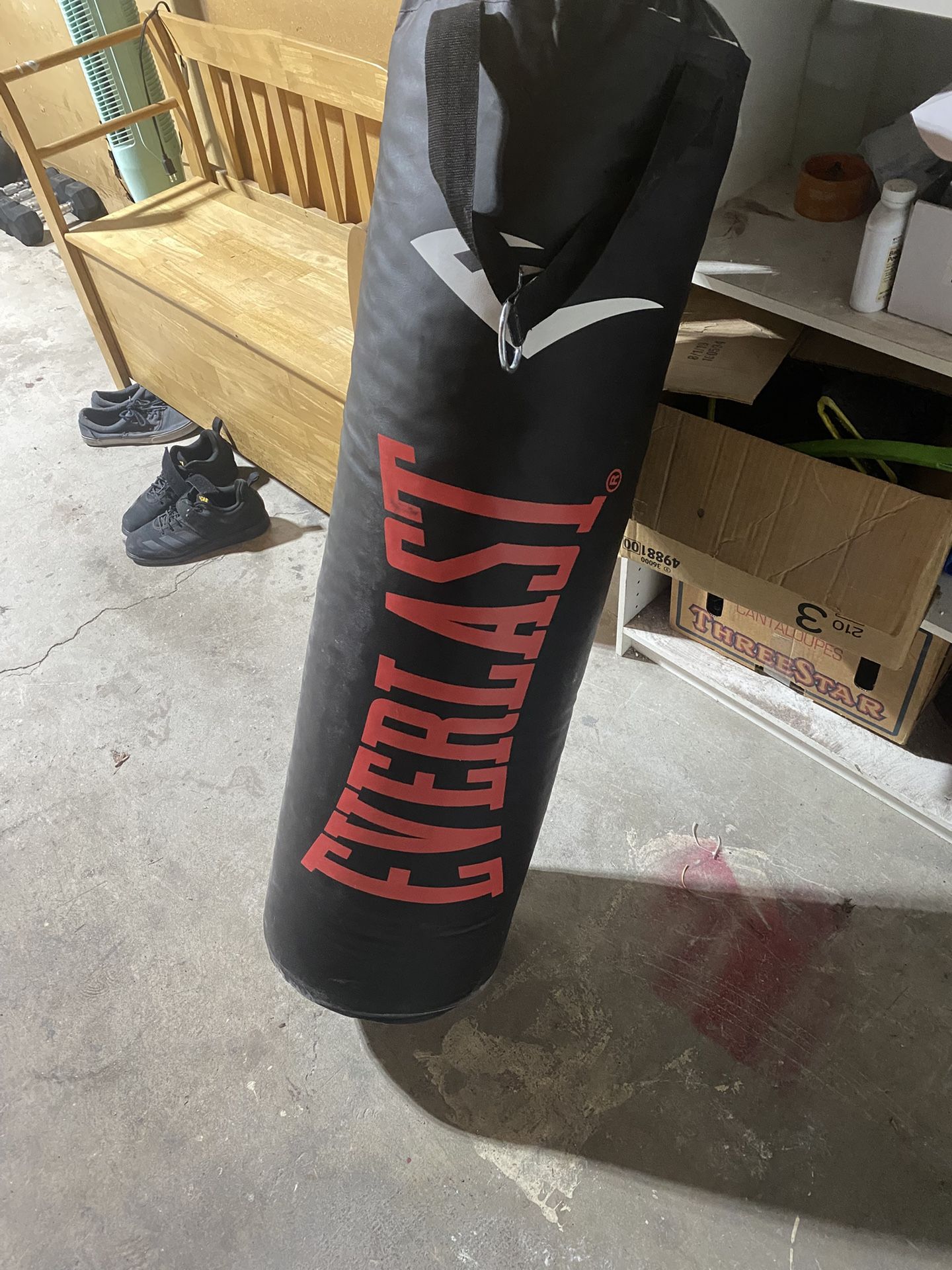 Punching Bag, 100lbs