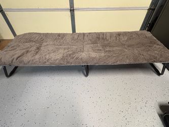 Camping cot