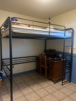 Full size black metal bunk bed