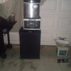 Mini Fridge W / Freezer $80