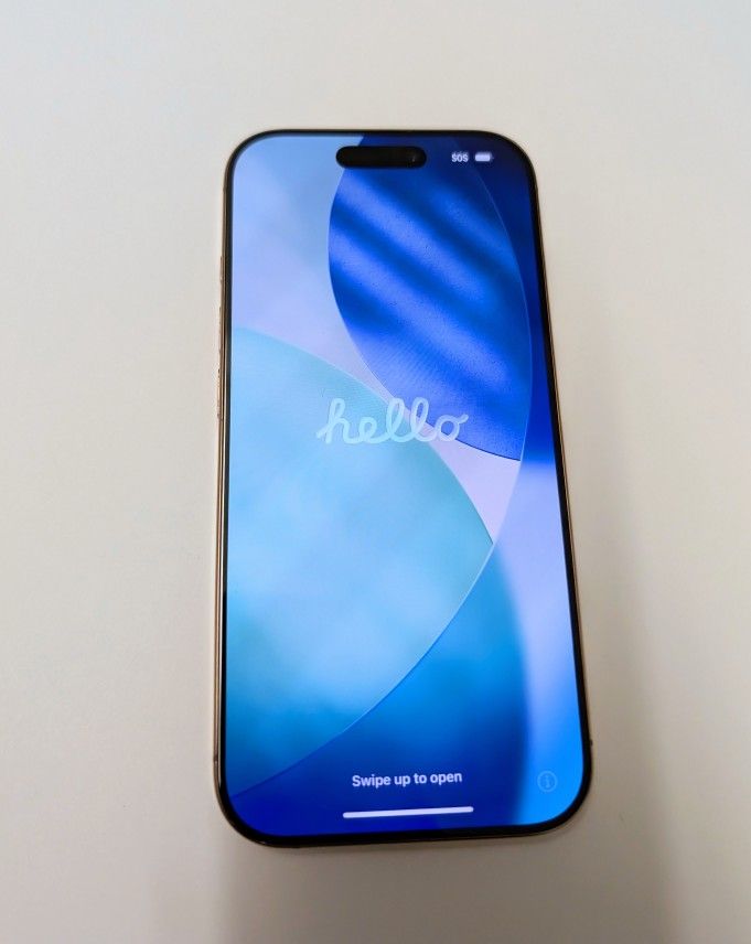 iPhone 16 Pro - Desert Titanium - 128GB