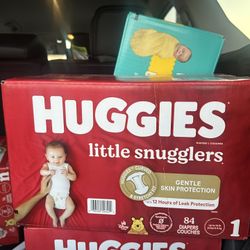 Diapers / Huggies / Pampers 