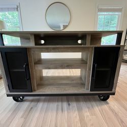 Media Furniture With Wheels And Storage