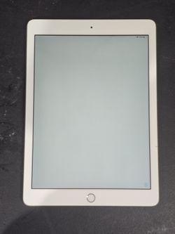 Apple iPad 5th Generation 32GB Wi-Fi 9.7 inch Silver A1822 Tablet iCloud Clean
