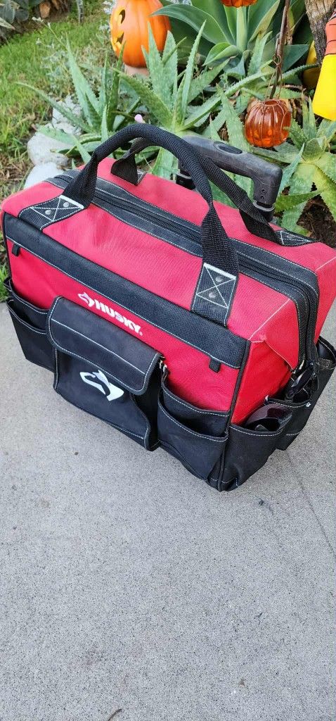 Husky Rolling Tool Bag