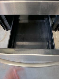 Stainless Steel Gas Wall Oven and Cooktop