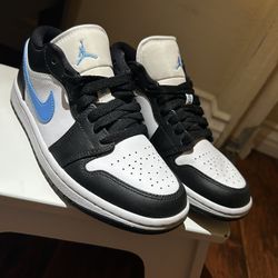 Jordan 1 Low Black University Blue White (W6.5)
