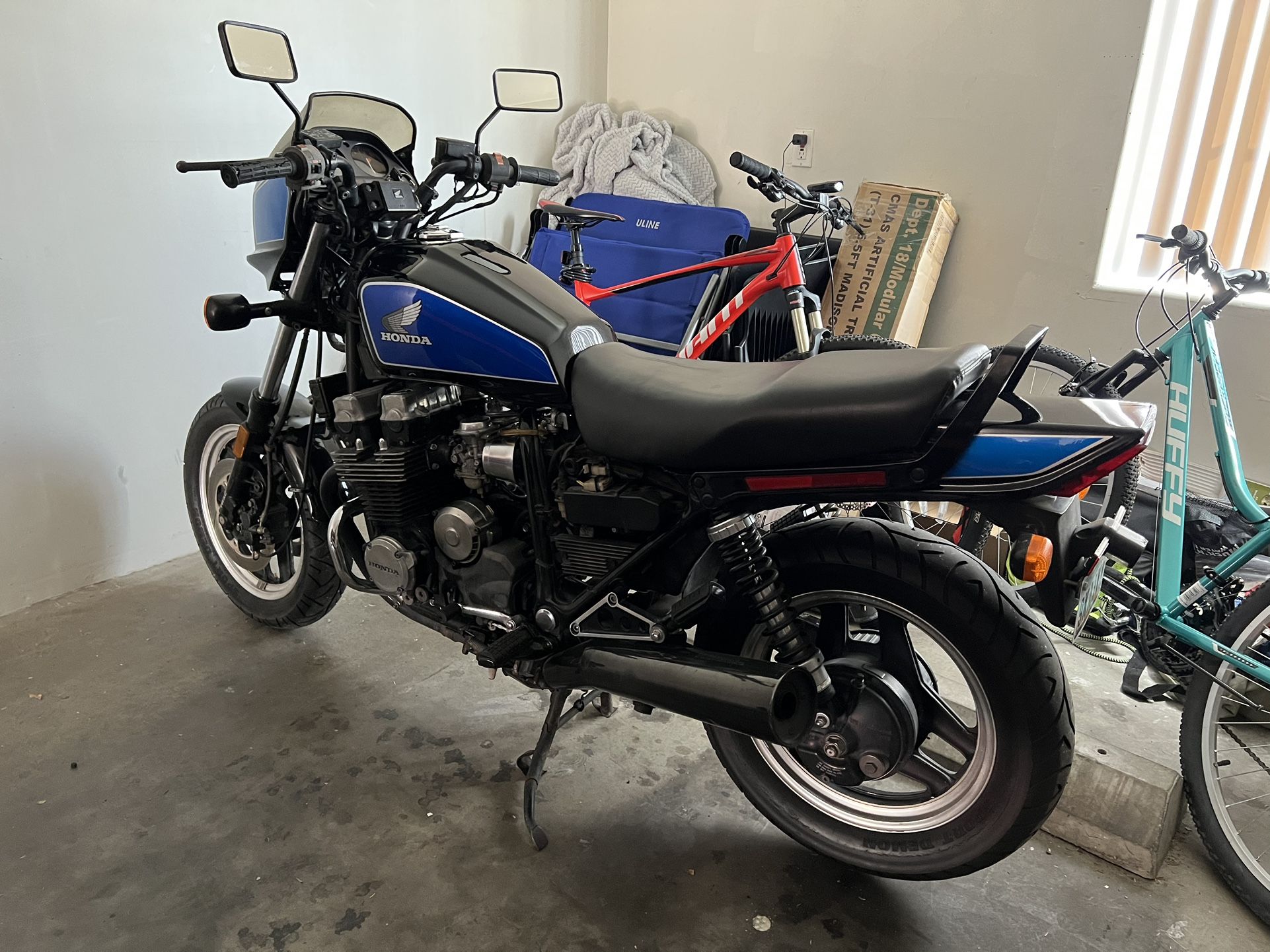 1984 honda nighthawk 700s