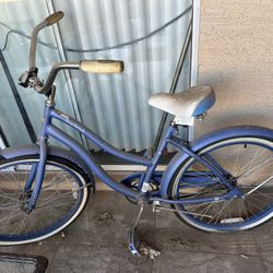 Beach Cruiser Bicycle 