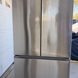 Refrigerator NEW Counter Depth