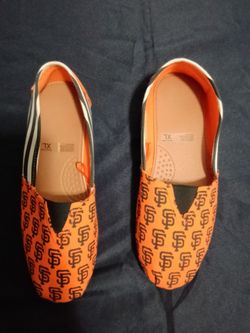 $F GIANTS CANVAS SLIP ON NEVER WORN sz. XL women
