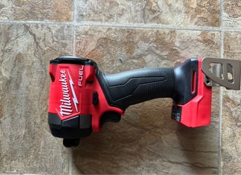 Milwaukee M18 Fuel 1/4 Hex Impact Driver