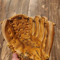  Rawlings Baseball Glove