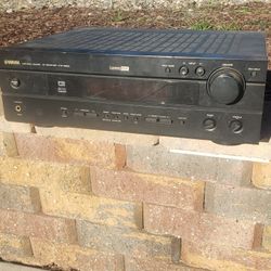 Yamaha 5.1 Receiver 