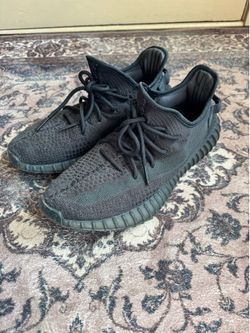 Black Yeezy 350 size 11 1/2