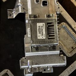 G37 Sport Bose audio amplifier