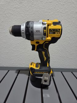 Dewalt 20V MAX XR Brushless 1/2" Hammer Drill DCD1007 (TOOL ONLY)