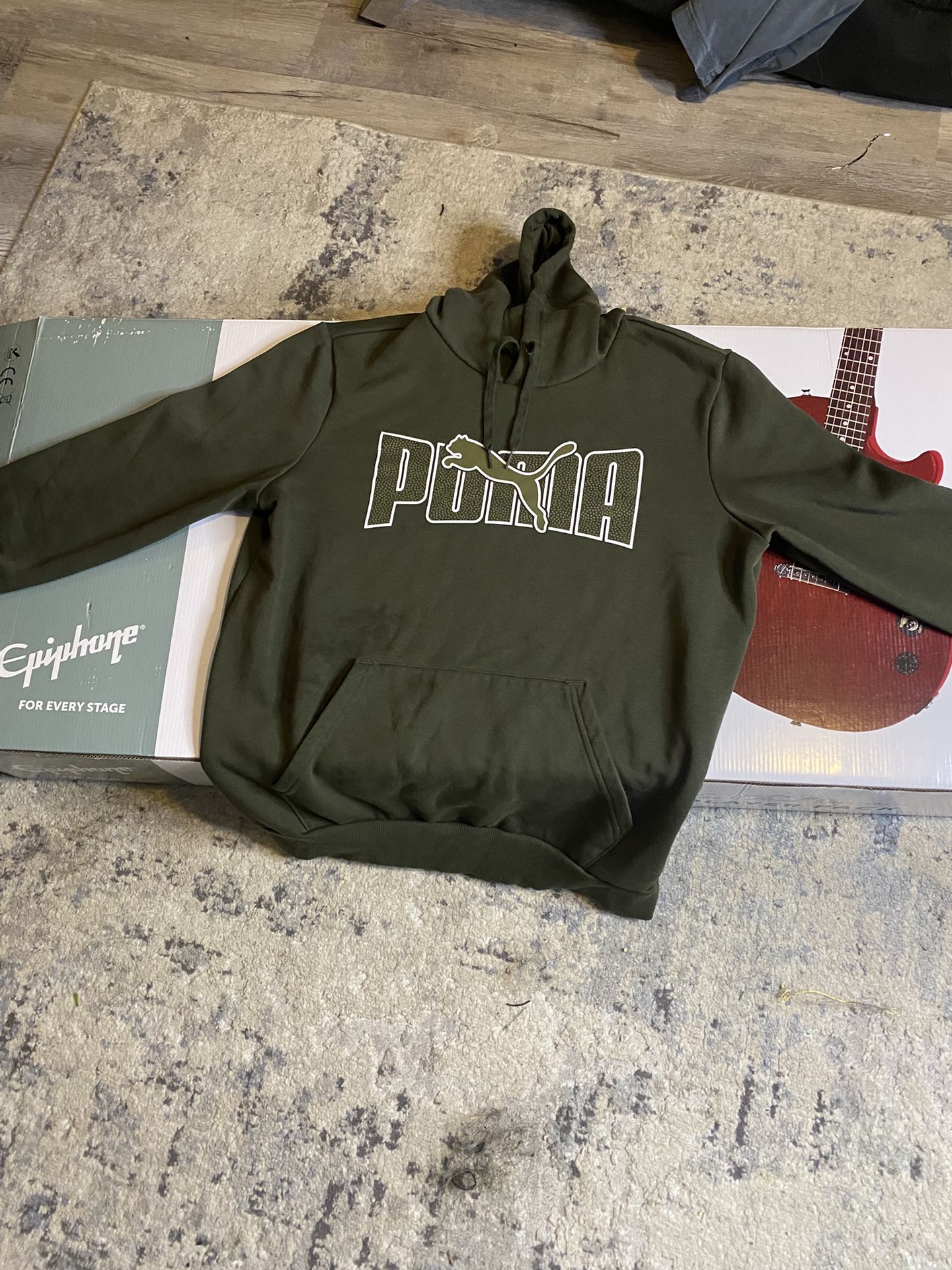 Puma Hoodie Size L