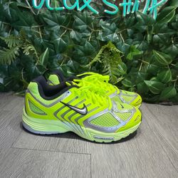 Nike Air Pegasus 2K5 Volt Womens Size 8.5 Running Sneaker HQ(contact info removed)