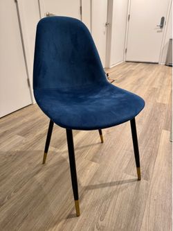 2 Blue Chairs