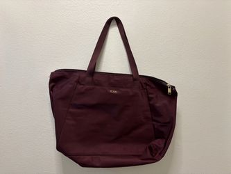 TUMI Burgundy Zip-Top Tote Bag Gold Hardware Beige Lined Inner Pockets