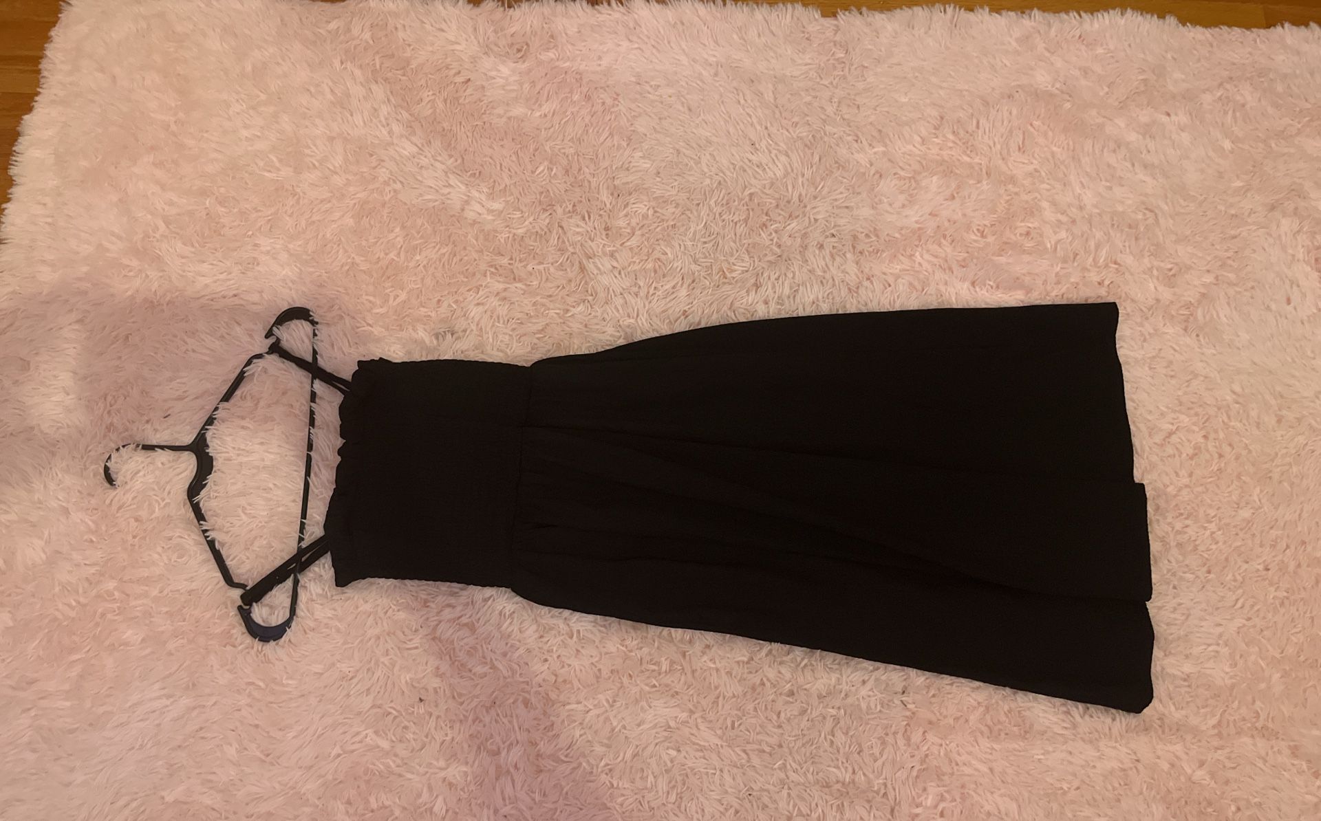 Long black dress