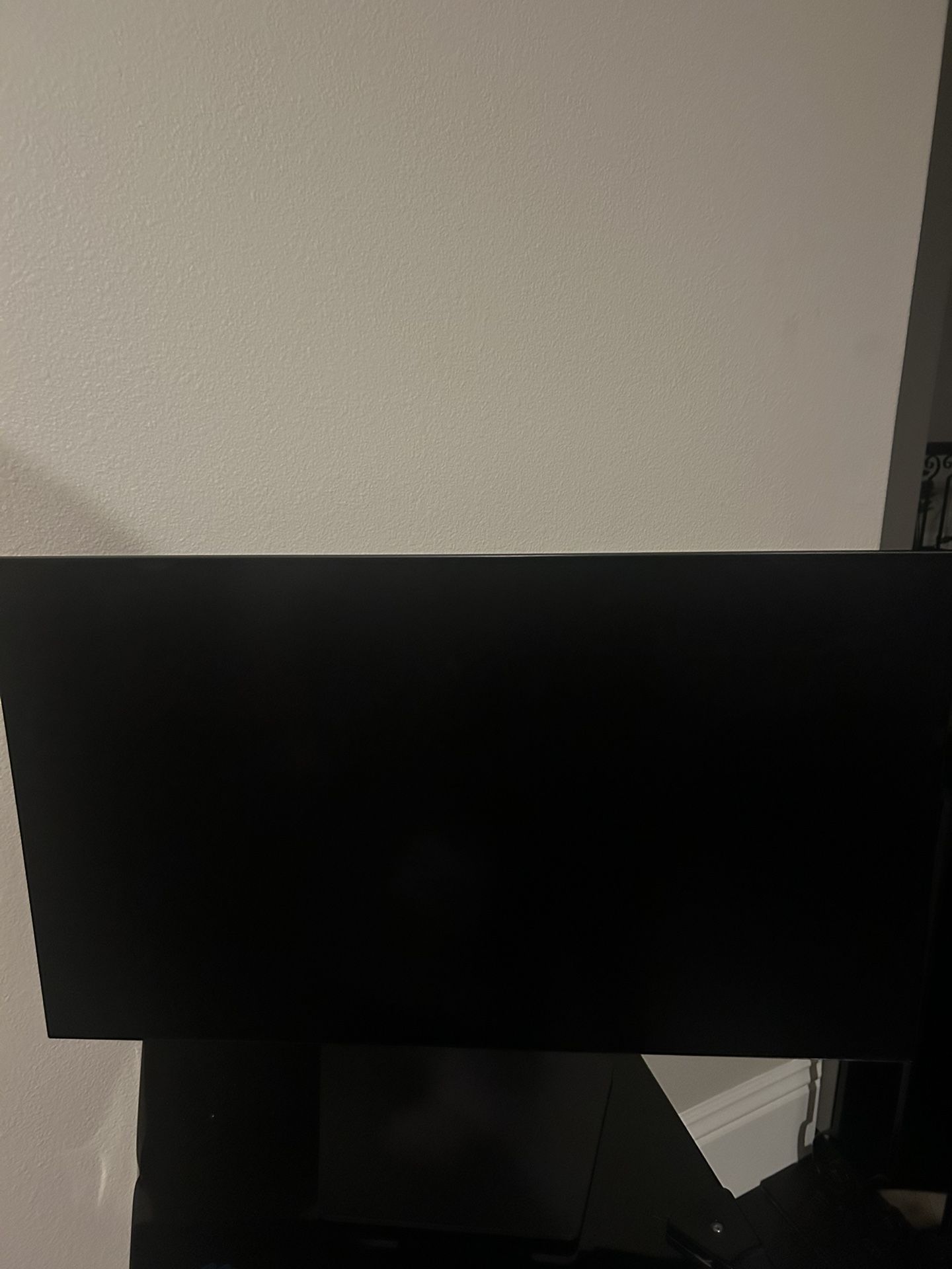LG - UltraGear 32" OLED Dual Mode (4K UHD 240Hz,FHD 480Hz), 0.03ms NVIDIA G-SYNC Compatible, AMD Freesync Pro Gaming Monitor - Black