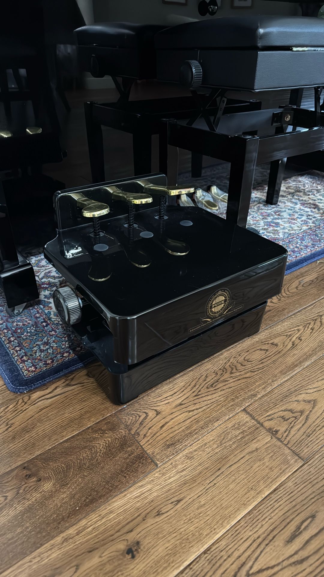 Piano pedal  extender 