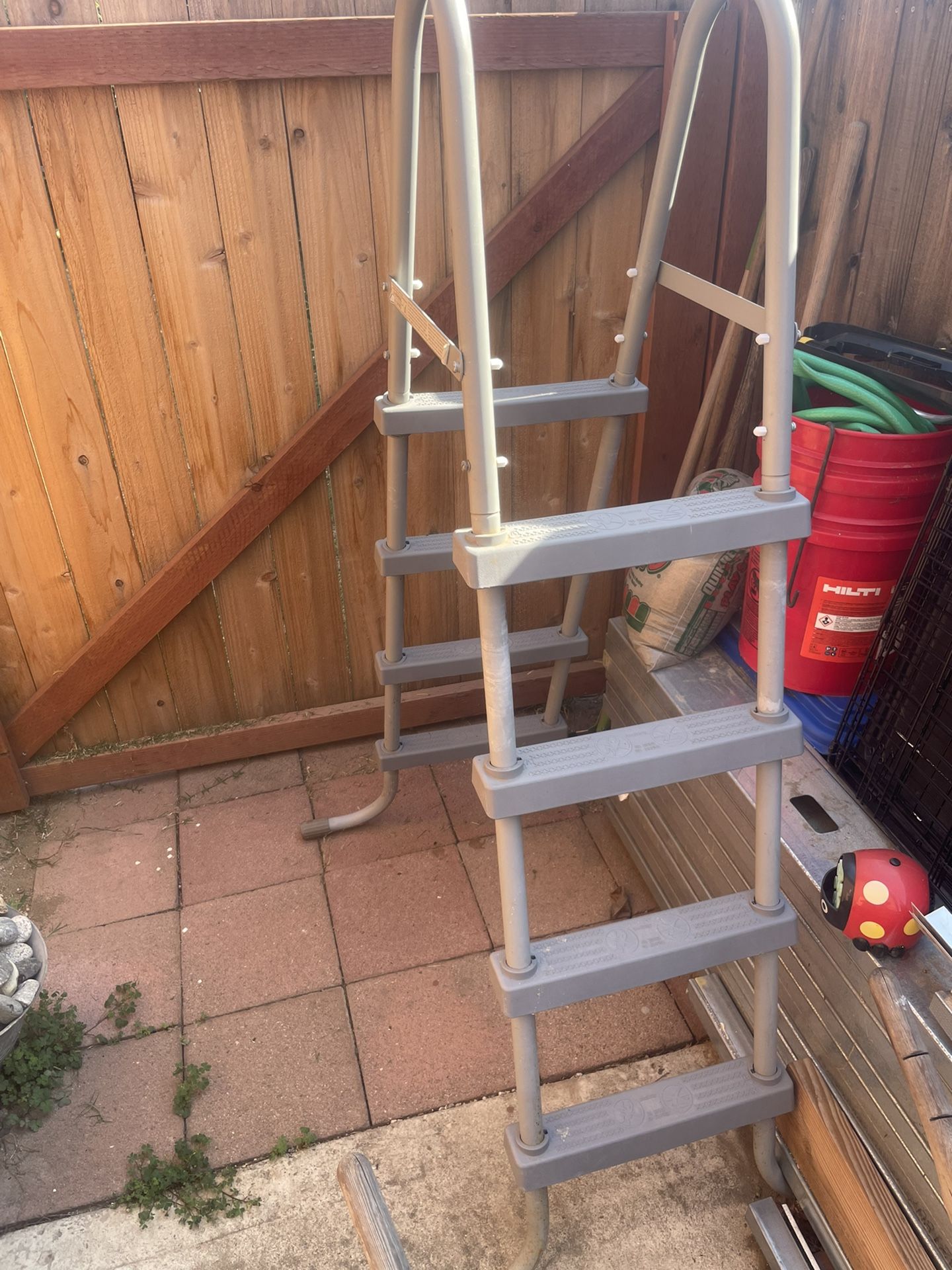 Pool Ladder