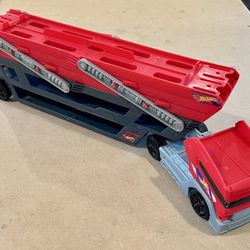 2014 Hot Wheels Mega Car Hauler Semi Truck & Trailer