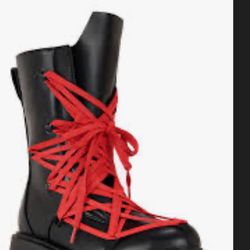 AZALEA WANG COMBAT BOOTIE IN BLACK WITH RED LACE