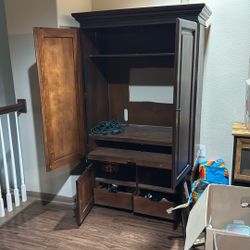 Free Armoire 
